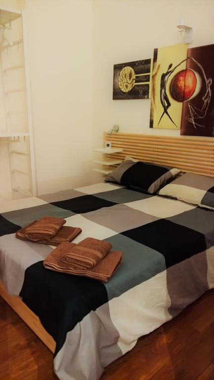 Sacra Famiglia Ausonia Apartment Palermo Kültér fotó